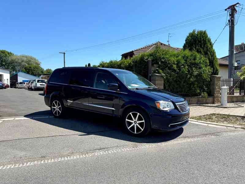 Chrysler Town Country 3,6 RT LPG NAVI DVD 2013