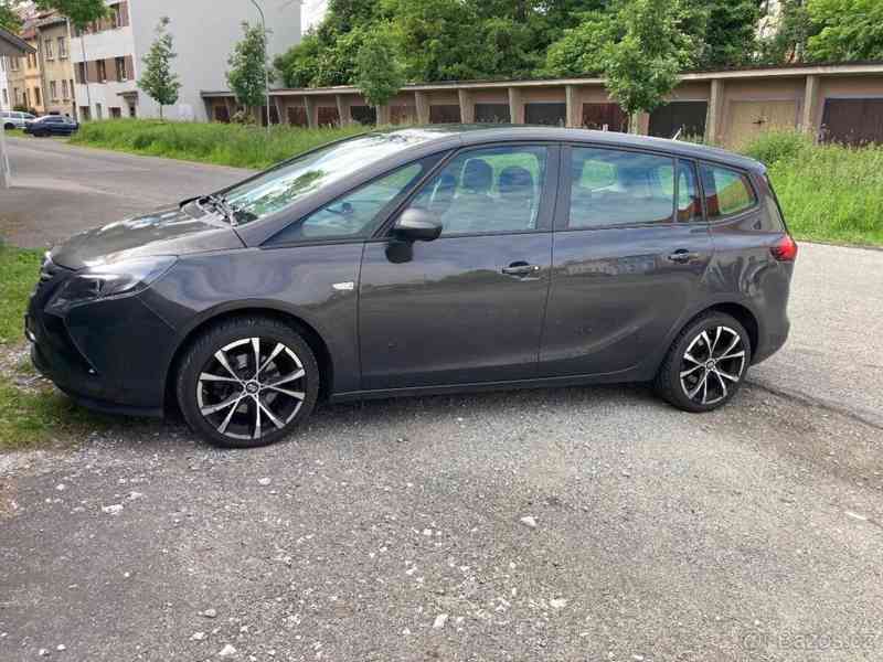 Opel Zafira 1,4 turbo - foto 2
