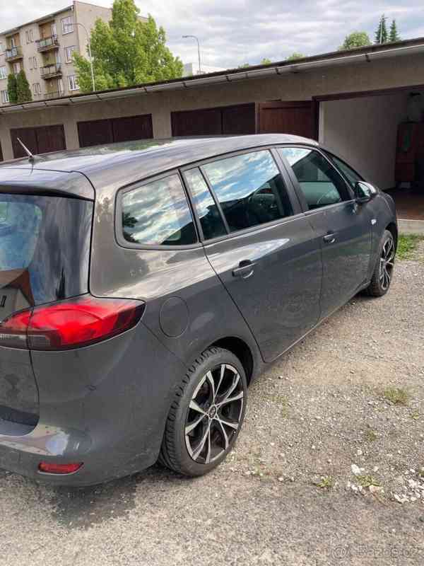 Opel Zafira 1,4 turbo - foto 3