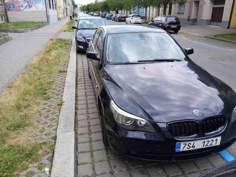 BMW Řada 5 2,3 E60 523 - foto 8