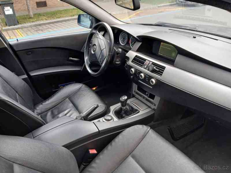 BMW Řada 5 2,3 E60 523 - foto 20