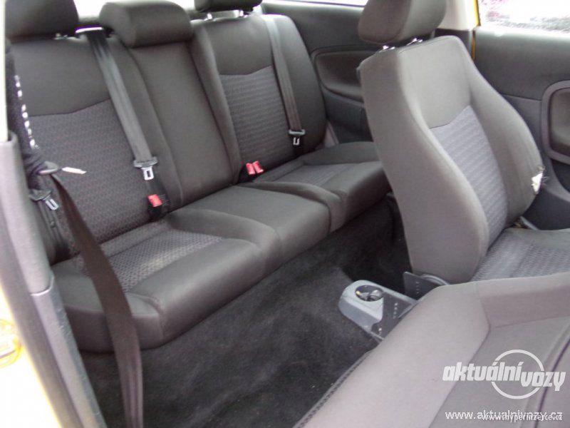 Seat Ibiza 1.4, benzín, vyrobeno 2004, el. okna, STK, centrál - foto 5