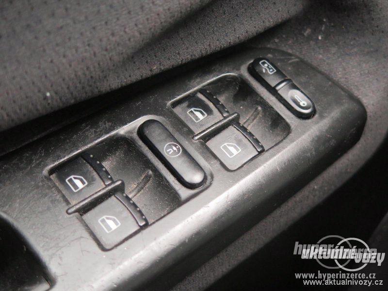 Volkswagen Passat 1.8, benzín, 1999, el. okna, STK, centrál, klima - foto 17