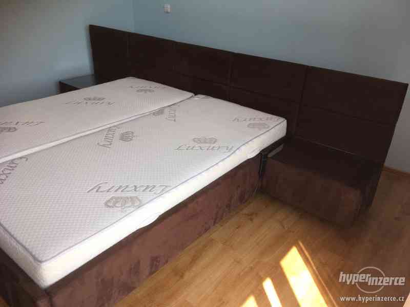 Kvalitní kožená čalouněná postel - foto 3