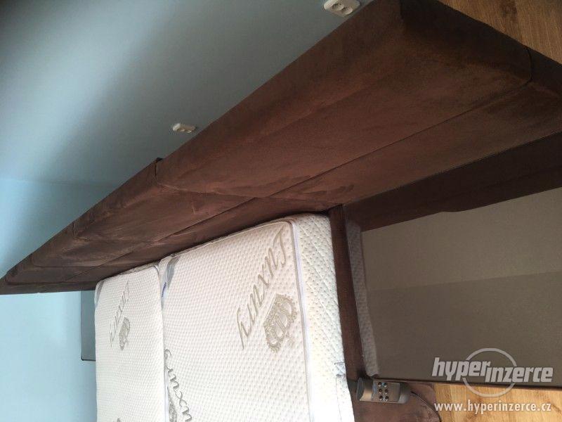 Kvalitní kožená čalouněná postel - foto 5