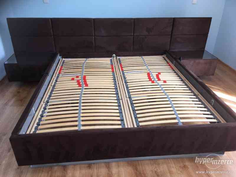 Kvalitní kožená čalouněná postel - foto 6