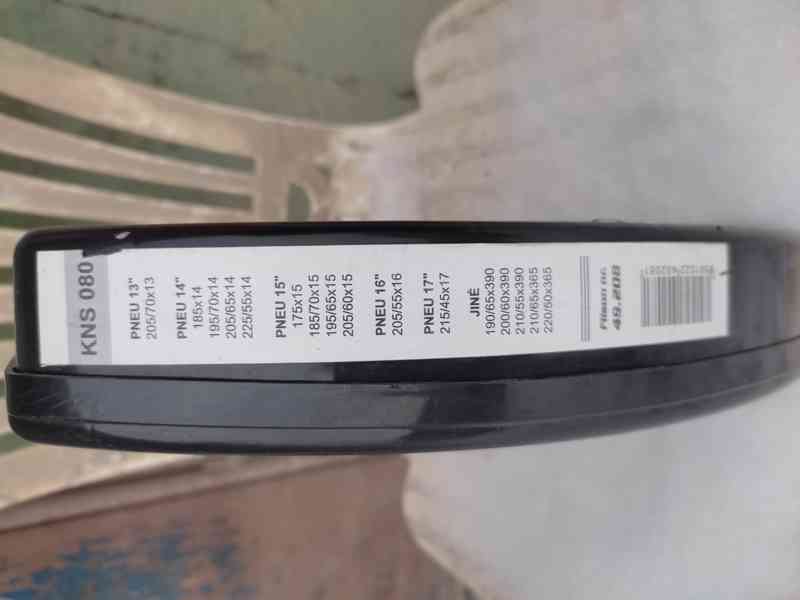 SNĚHOVÉ ŘETĚZY - foto 2