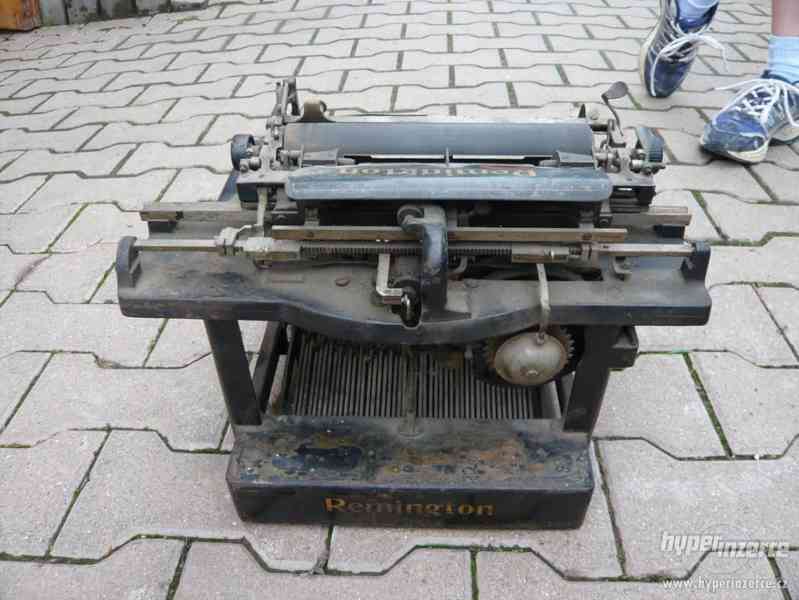 Starožitný psací stroj Remington 9 - foto 5
