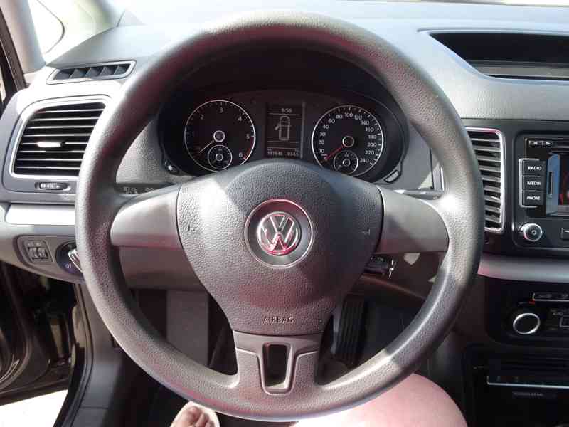 VW Sharan 2.0 TDI r.v.2011 (103 KW) 7 míst  - foto 11