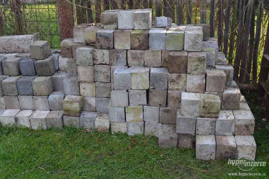 Betonové kostky - foto 1
