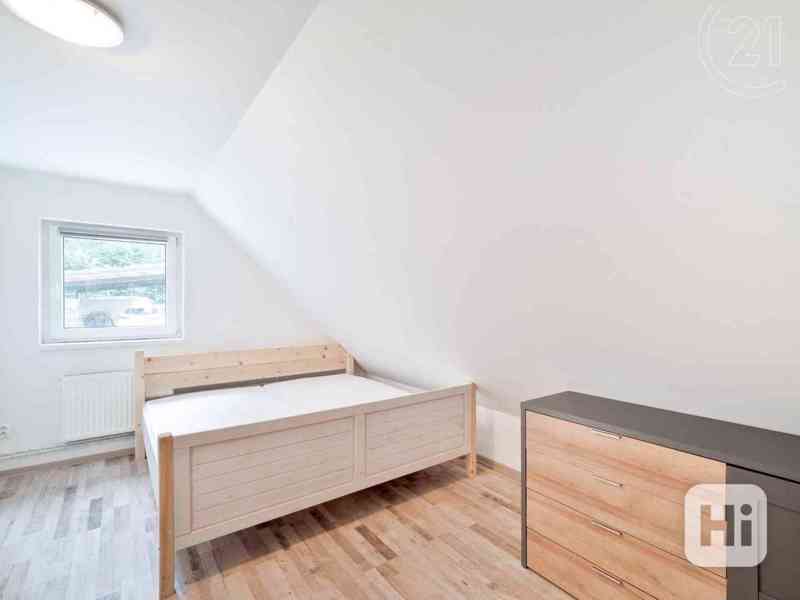 Prostorný dvougenerační dům 253 m2, s možností komerčního využití - Liberec XVI-Nový Harcov - foto 18