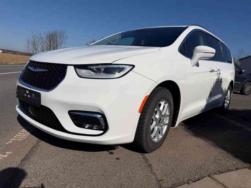 Chrysler Pacifica 3,6 RU Radar New Model DVD 2021 - foto 6