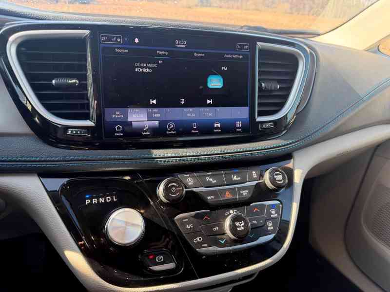 Chrysler Pacifica 3,6 RU Radar New Model DVD 2021 - foto 17