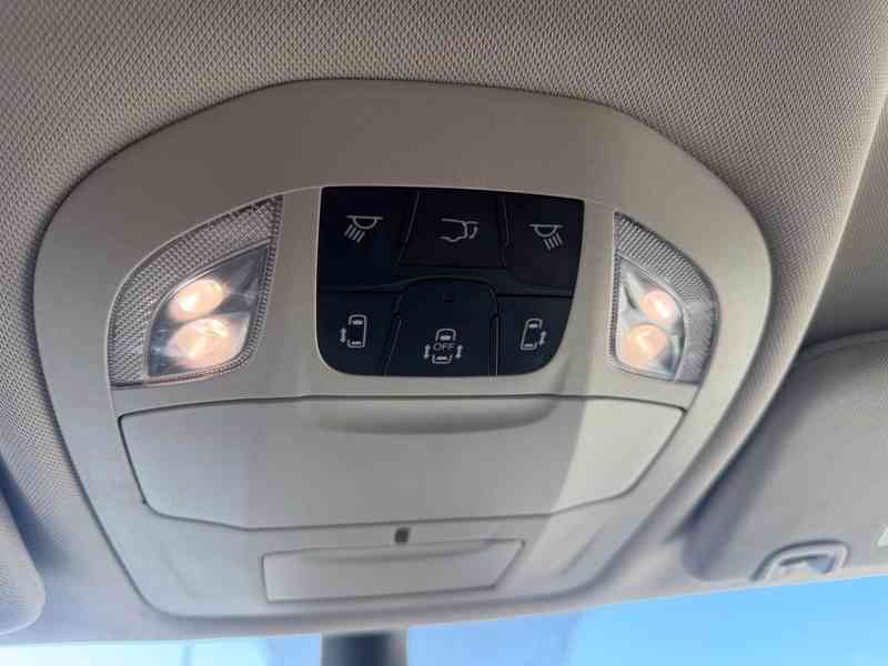 Chrysler Pacifica 3,6 RU Radar New Model DVD 2021 - foto 20