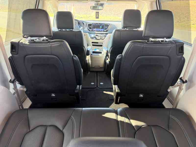 Chrysler Pacifica 3,6 RU Radar New Model DVD 2021 - foto 8