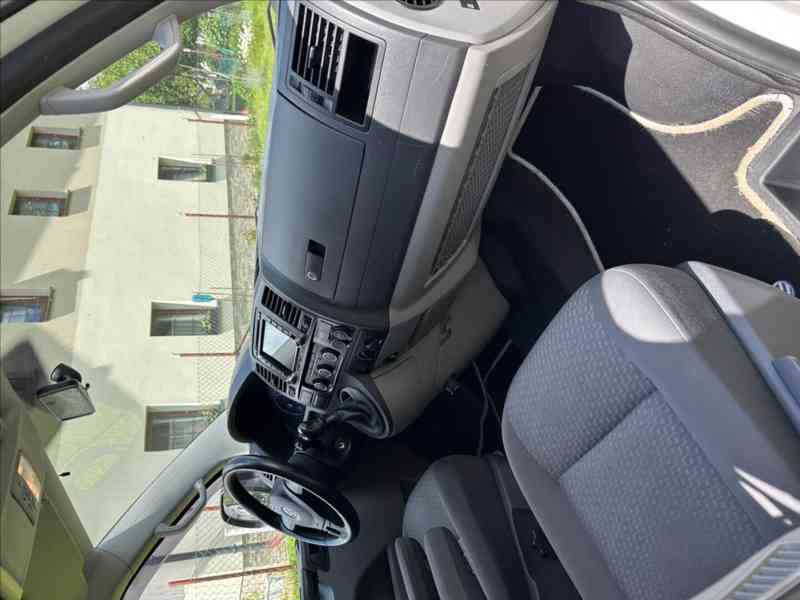 Volkswagen Transporter 2,0 - foto 6
