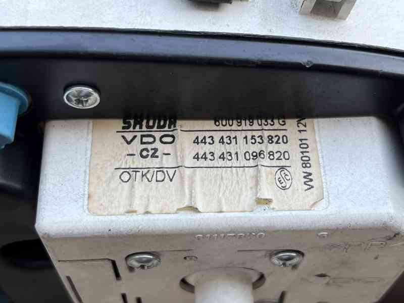 Přístrojovka otáčkoměr ŠKODA FELICIA 1.3 - foto 6