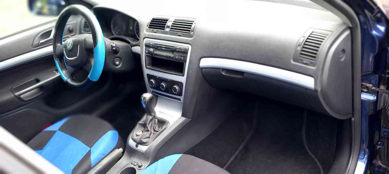 Prodám Škoda Octavia II Kombi 1,6 TDI - foto 8