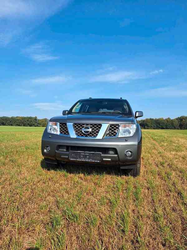 Nissan Pathfinder 2,5DCi 128kw - foto 7