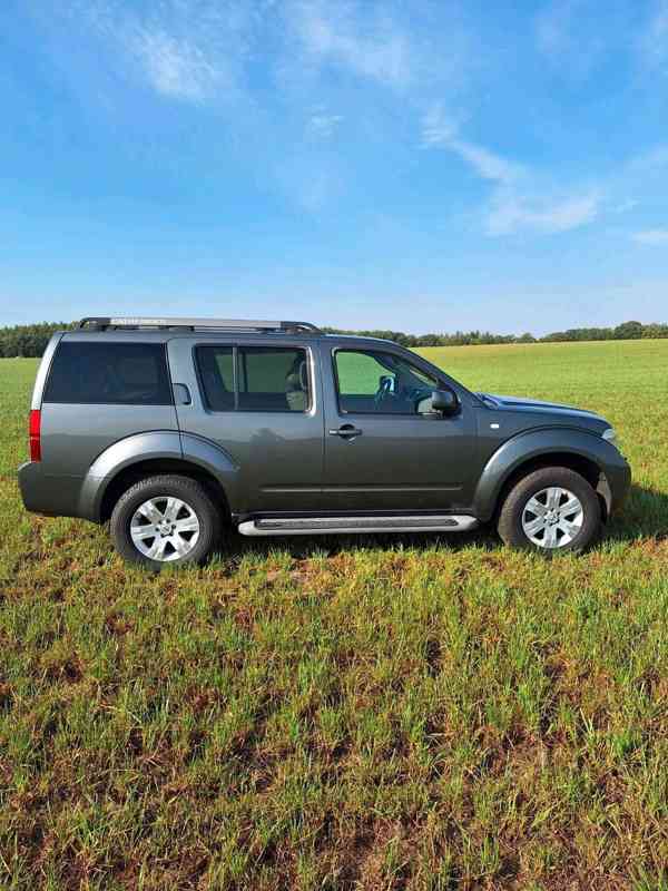 Nissan Pathfinder 2,5DCi 128kw - foto 5