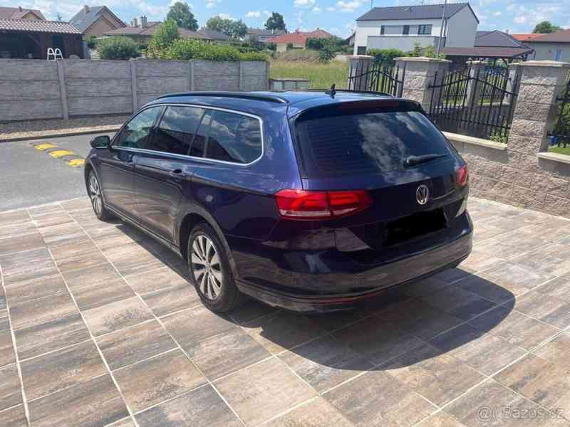 Volkswagen Passat 2,0   B8 - foto 3