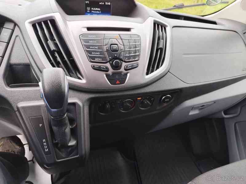 Ford Transit 2,0   s plošinou pro vozíčkáře - foto 3