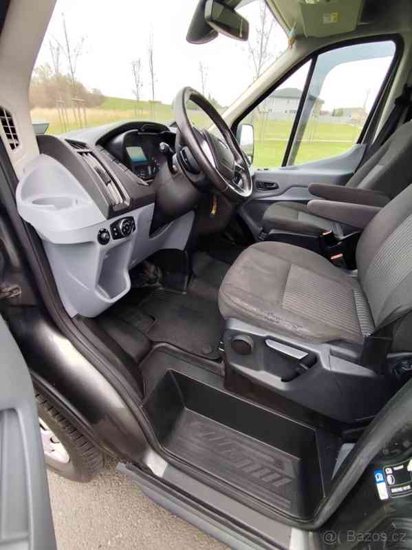Ford Transit 2,0   s plošinou pro vozíčkáře - foto 14