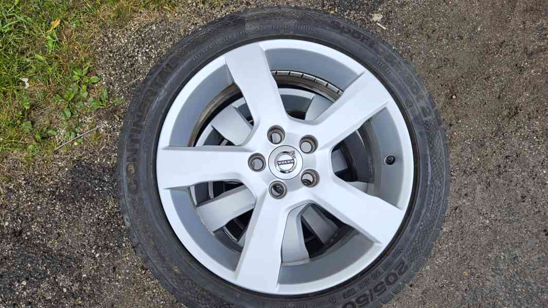 🚗 Originální ALU kola Volvo Cratus 17" s pneu – krásná sada - foto 2