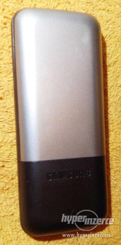 3x Samsung E1120 -bez krytů -s baterií a nabíječkou. - foto 7