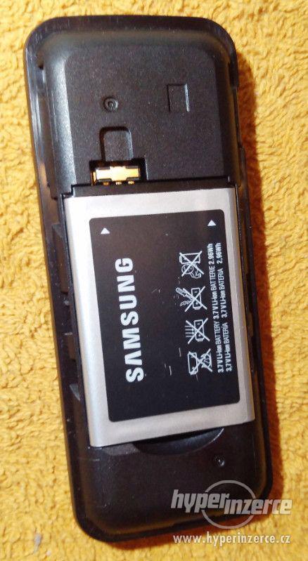 3x Samsung E1120 -bez krytů -s baterií a nabíječkou. - foto 9