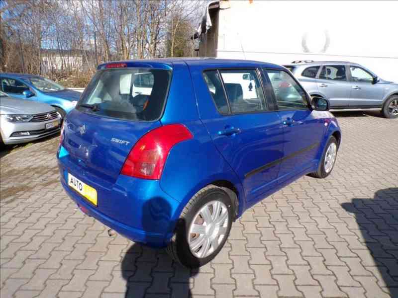 Suzuki Swift 1,3 i KLIMA - foto 4
