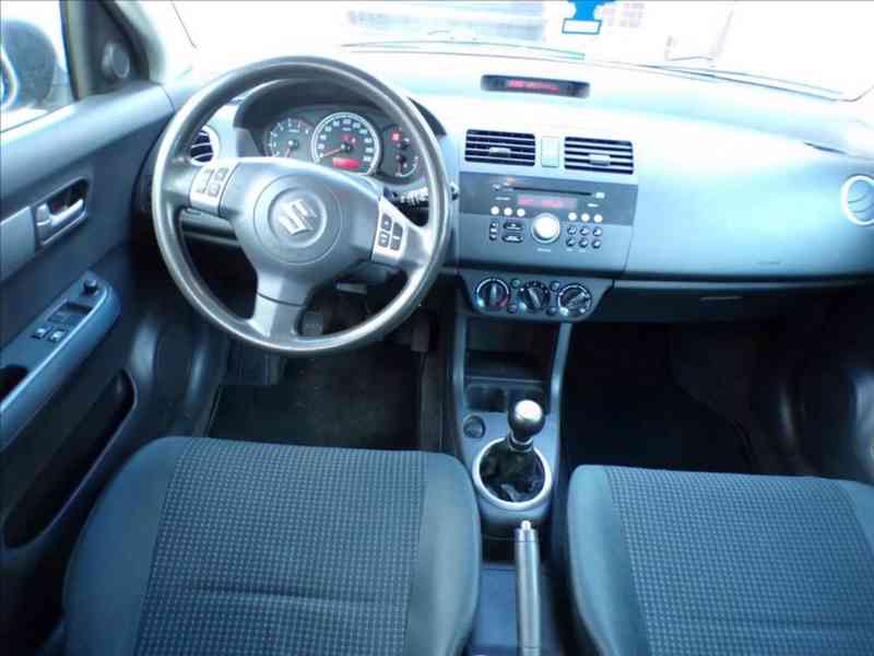 Suzuki Swift 1,3 i KLIMA - foto 5