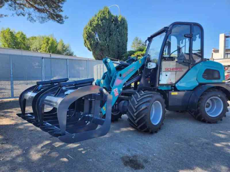 Kloubový kolový nakladač 4350A - foto 2