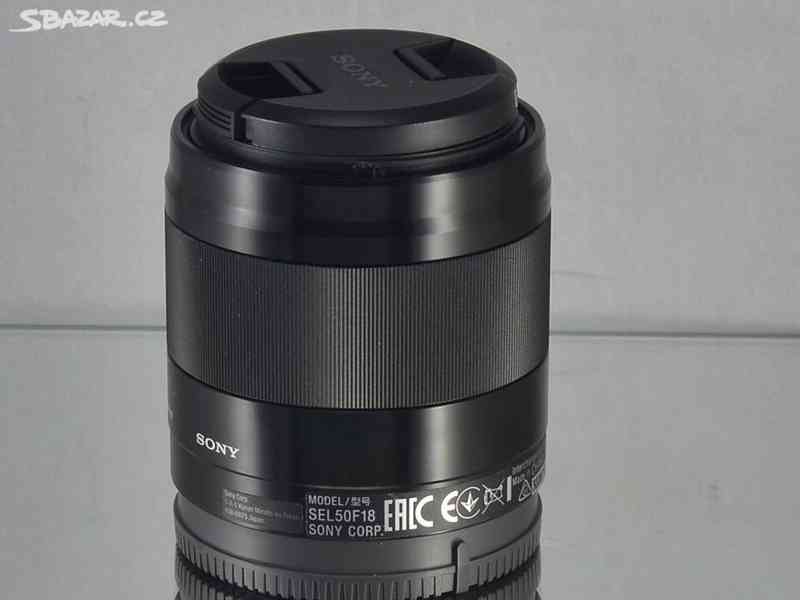 Sony E 50mm f/1,8 OSS *APS-C *SteadyShot*E mount* - foto 7