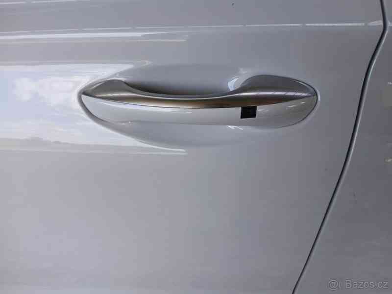 Hyundai Santa Fe 2,2   Plná výbava, DPH - foto 15