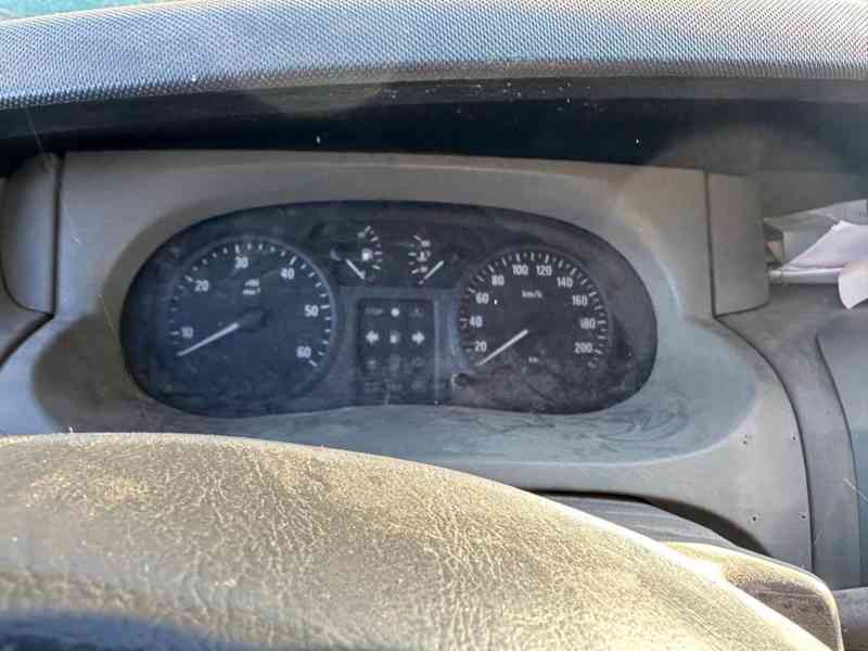 Nákladní automobil – Opel Vivaro - foto 4