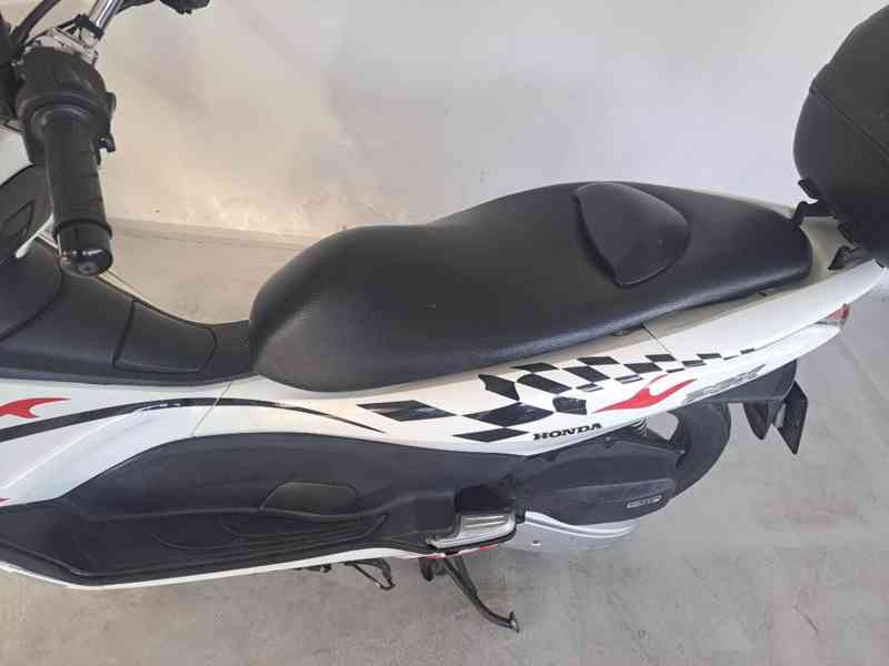 Honda PCX125 - foto 8