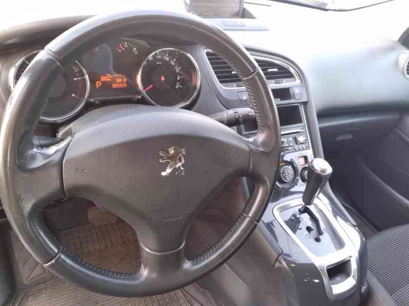 PEUGEOT 5008 2.0 HDI KLIMA,NAVI,AUTOMAT - foto 9