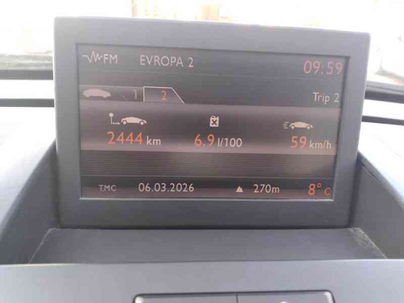 PEUGEOT 5008 2.0 HDI KLIMA,NAVI,AUTOMAT - foto 18