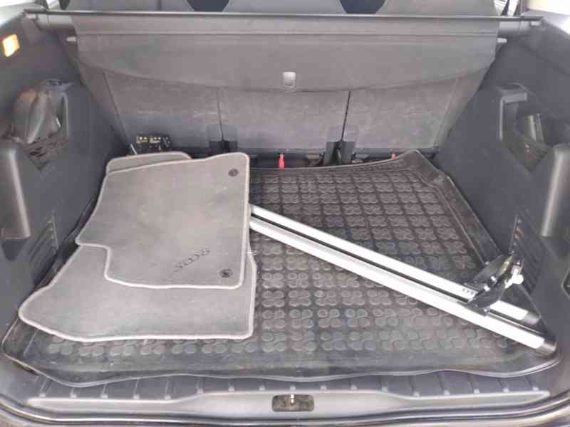 PEUGEOT 5008 2.0 HDI KLIMA,NAVI,AUTOMAT - foto 30