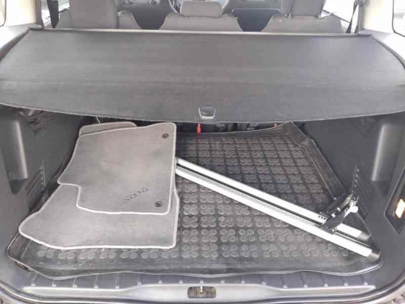 PEUGEOT 5008 2.0 HDI KLIMA,NAVI,AUTOMAT - foto 31