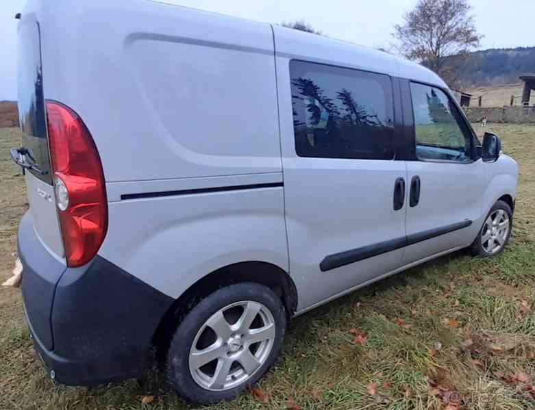 Opel Combo - foto 13