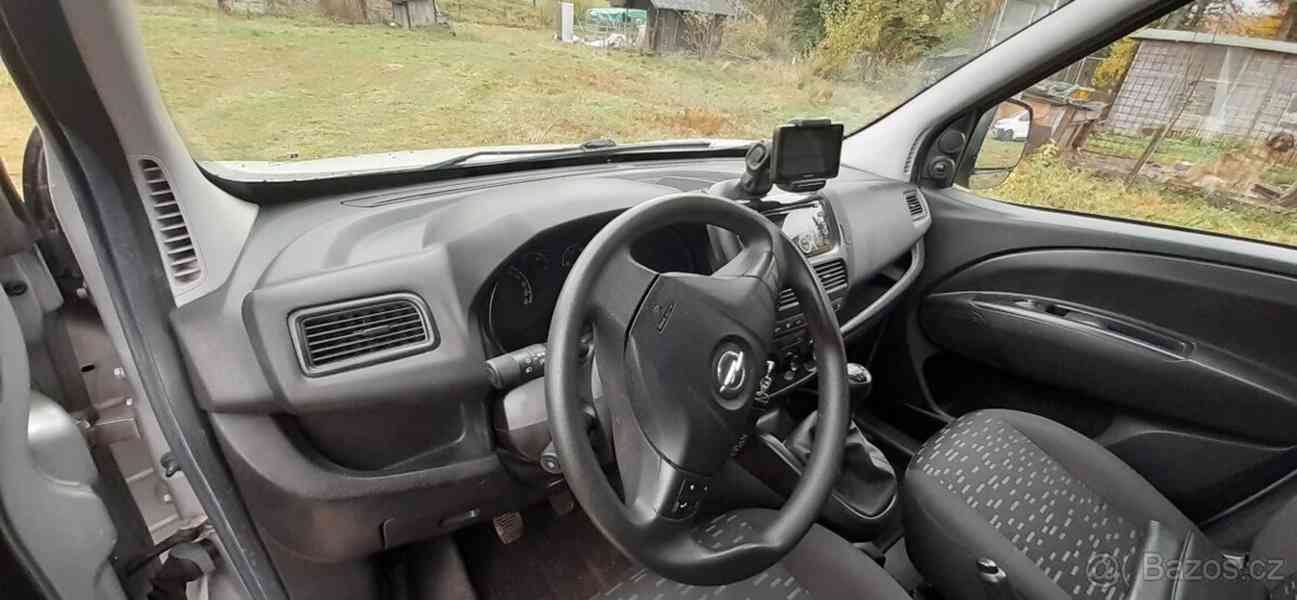 Opel Combo - foto 2