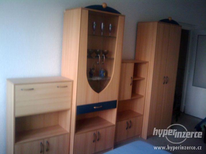Obývací stěna - Ostrava - Poruba - foto 1