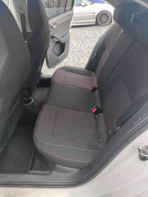 Škoda Rapid 1.2 TSi - foto 7