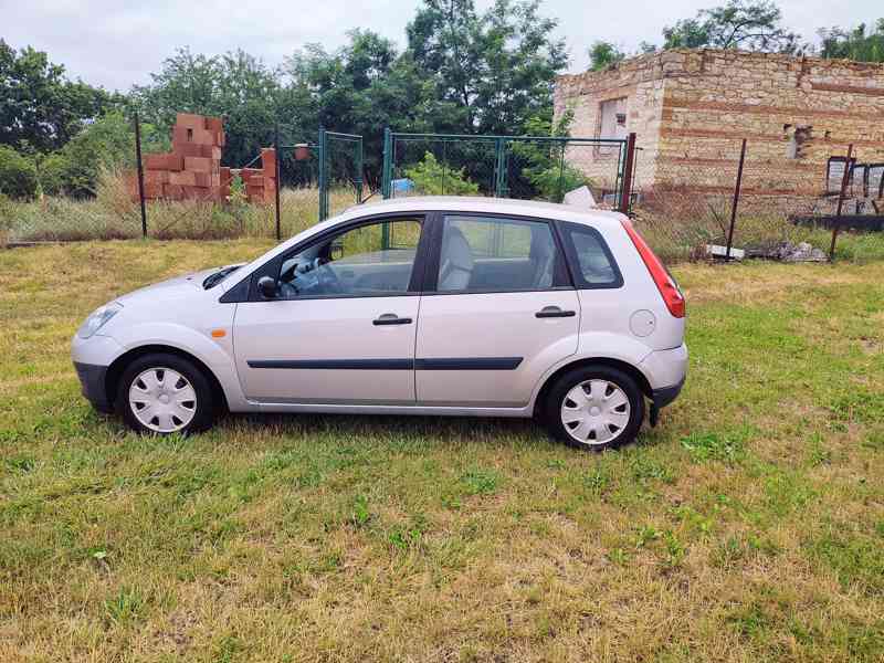 Fiesta ▶️117 000km, NOVÁ STK  - foto 3