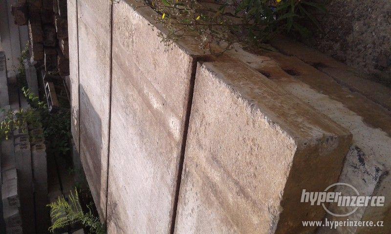 Panely železobetonové zachovalé 3,95x2,10x0,20m - foto 2