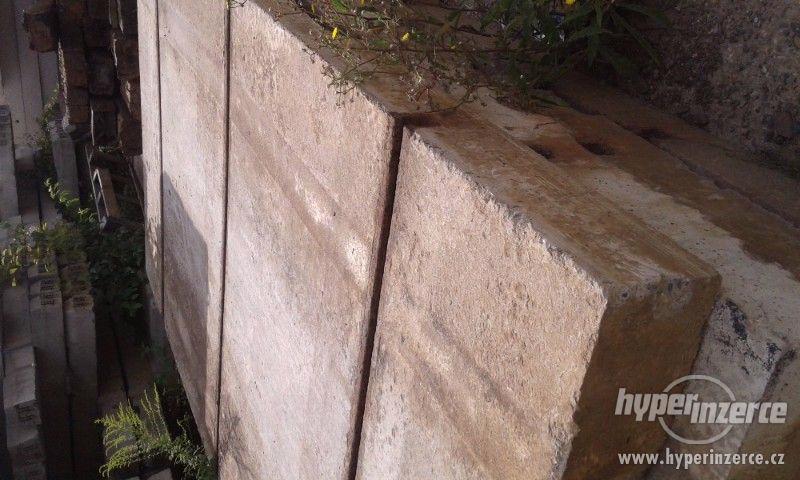 Panely železobetonové zachovalé 3,95x2,10x0,20m - foto 3