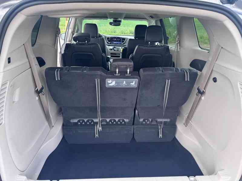Chrysler Pacifica 3,6 L ADAPT-ČOČKA 2021 TOP CENA - foto 8