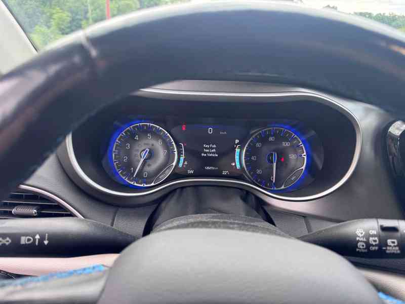 Chrysler Pacifica 3,6 L ADAPT-ČOČKA 2021 TOP CENA - foto 17